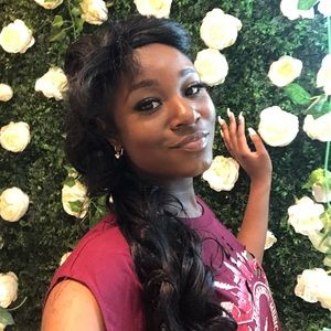 Meet your Posher, Lataisha